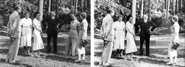 Goebbels znika ze wspólnej fotografii z Hitlerem?, dlaczego?, - wszak to przyjaciel do końca... być może powodem była zazdrość Hitlera - obok Goebbelsa stoi Leni Riefenstal, aktorka, później filmowiec, z którą Hitler w tamtym czasie był związany Goebbels znika ze wspólnej fotografii z Hitlerem?, dlaczego?, - wszak to przyjaciel do końca... być może powodem była zazdrość Hitlera - obok Goebbelsa stoi Leni Riefenstal, aktorka, później filmowiec, z którą Hitler w tamtym czasie był związany